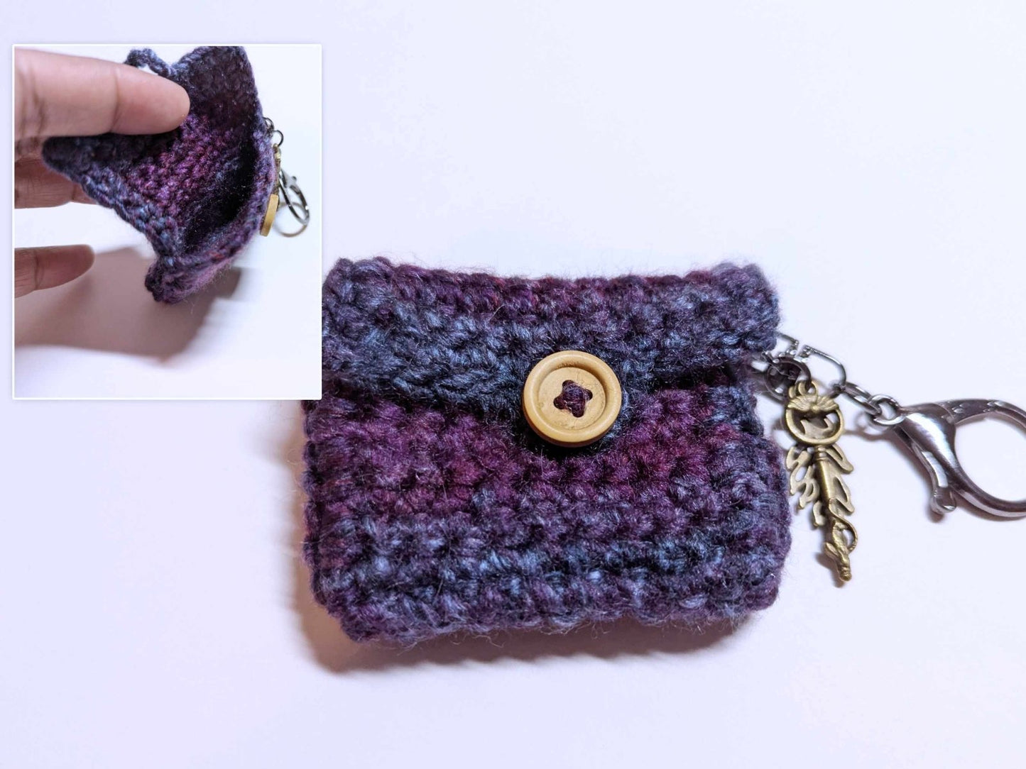 Crochet Earbud/Airpod Case - Accessories - UpperRoomPrints